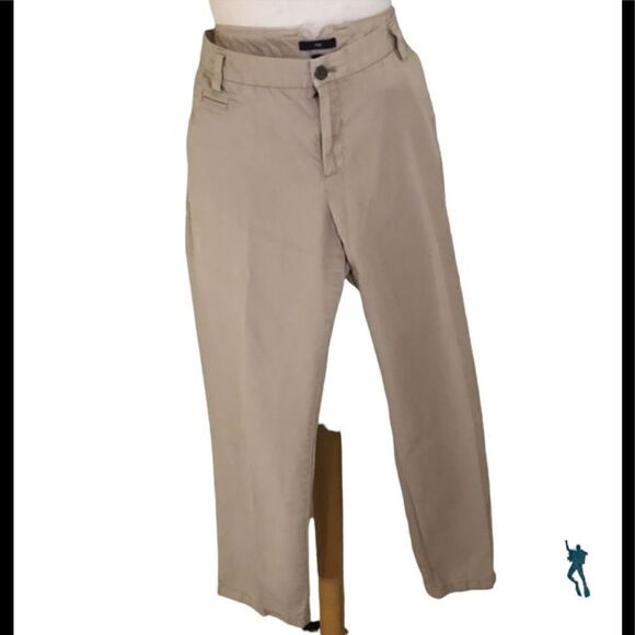 Khaki pants size 14 from GAP - Picture 1 of 3